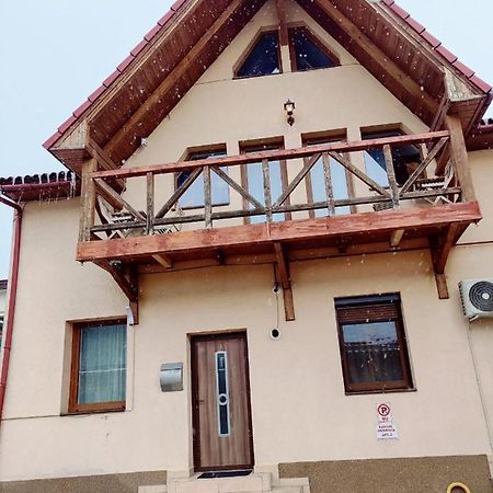 Casa Cu Balcon Apartamento Braşov Exterior foto