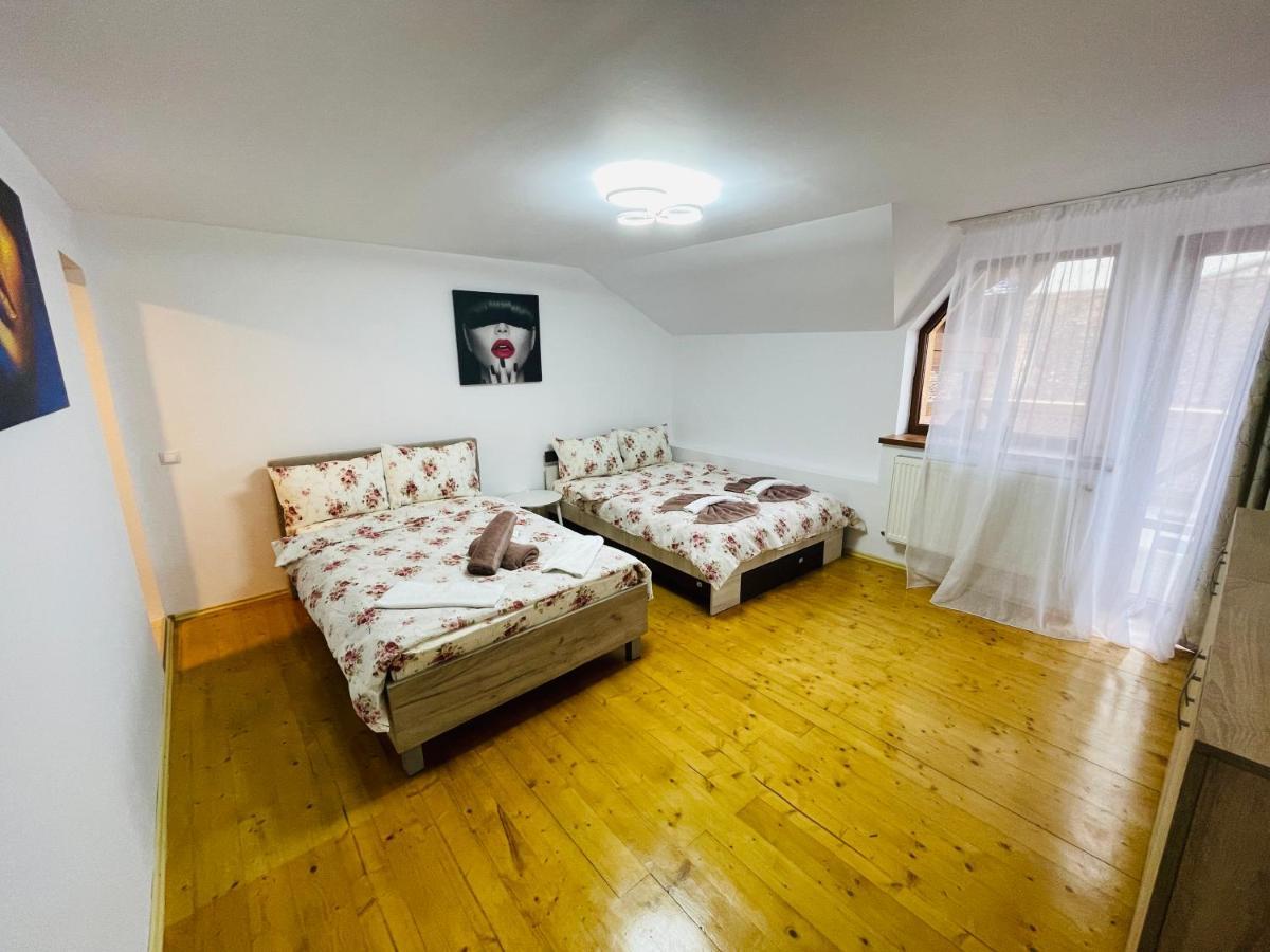 Casa Cu Balcon Apartamento Braşov Exterior foto