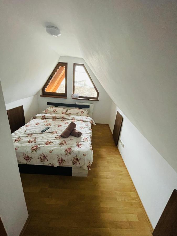 Casa Cu Balcon Apartamento Braşov Exterior foto
