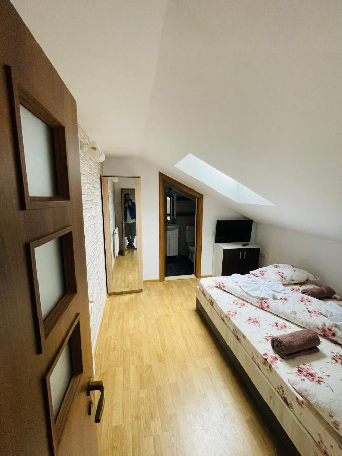 Casa Cu Balcon Apartamento Braşov Exterior foto