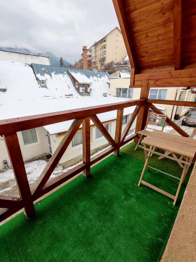 Casa Cu Balcon Apartamento Braşov Exterior foto