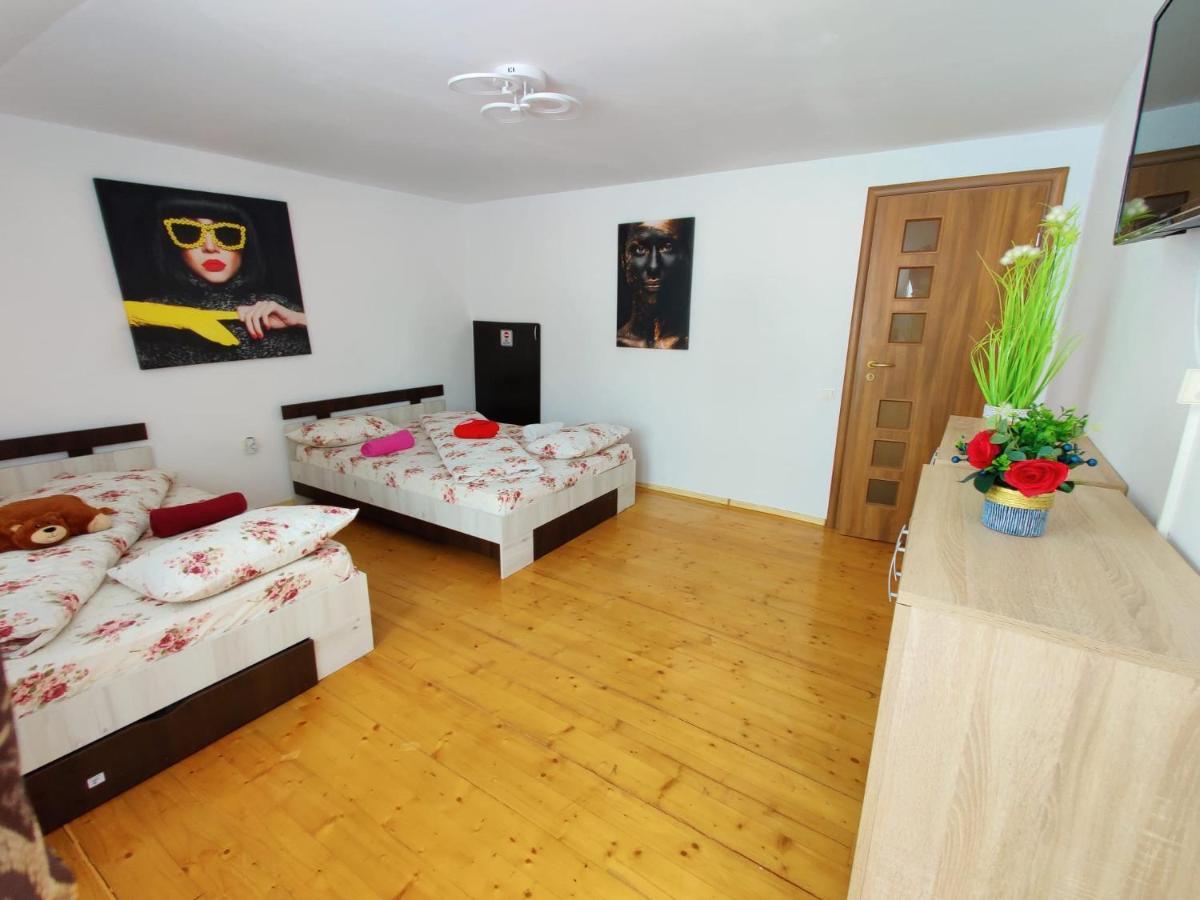 Casa Cu Balcon Apartamento Braşov Exterior foto