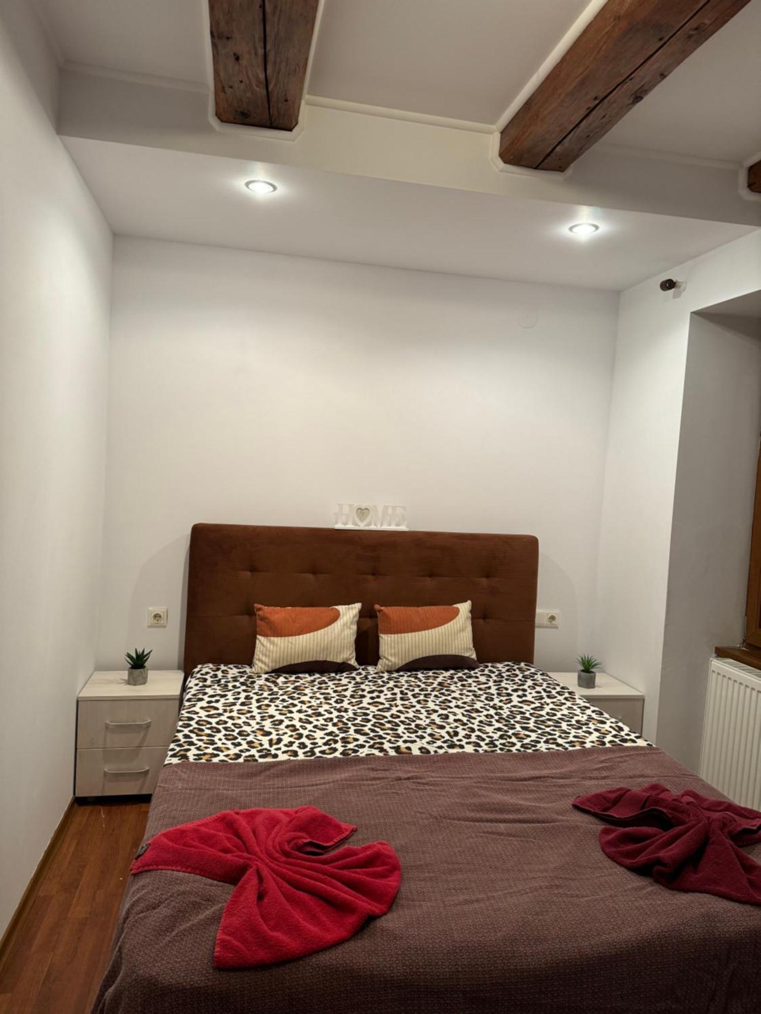 Casa Cu Balcon Apartamento Braşov Exterior foto